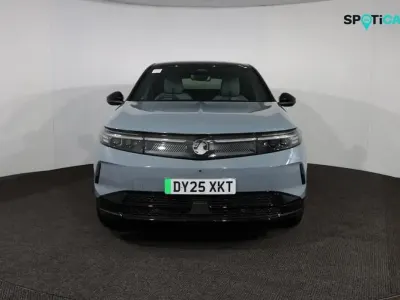Used Vauxhall Grandland Ultimate 154 kW (210 HP) 2025 Grey SUV