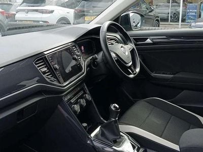 Used VW T-Roc SEL 150 HP (110 kW) 2020 Black SUV