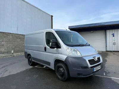 Used Peugeot Boxer 100 HP (73 kW) 2008 Silver Van