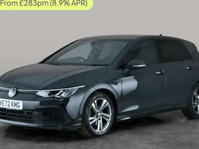 Second-hand VW Golf VIII R-line 150 CP (110 kW) 2024 Hatchback