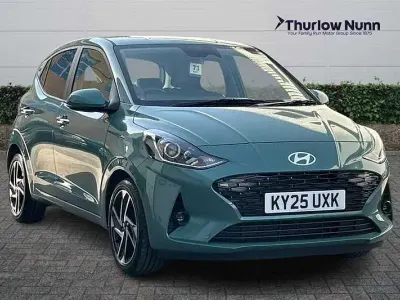 Używany Hyundai i10 Premium 79 KM (58 kW) 2025 Zielony Hatchback