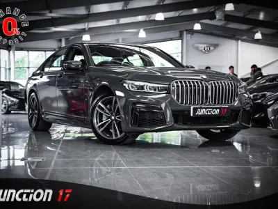 Begagnad BMW 740 M Sport 2022 Grå Sedan