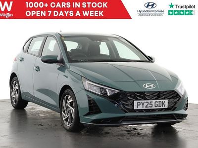 Used Hyundai i20 Advanced 90 HP (66 kW) 2025 Green Hatchback