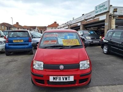 Used Fiat Panda 69 HP (50 kW) 2011 Red Hatchback
