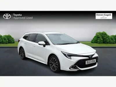 Gebraucht Toyota Corolla Design 2023 Weiß Kombi
