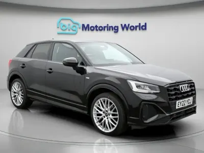 Usado Audi Q2 Black Edition 109 CV (80 kW) 2022 Negro SUV