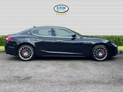 Used Maserati Ghibli 410 HP (301 kW) 2017 Nero metallic black Sedan