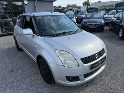 Used Suzuki Swift SZ3 92 HP (67 kW) 2010 Silver Hatchback
