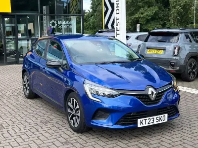 Used Renault Clio Evolution 90 HP (66 kW) 2023 Iron blue  Hatchback