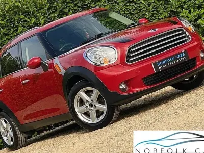 Used Mini Cooper Countryman 122 HP (89 kW) 2013 Red SUV