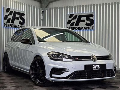 Używany VW Golf VII R 310 KM (228 kW) 2018 Srebrny Hatchback
