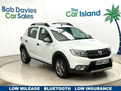 Used Dacia Sandero Ambiance 90 HP (66 kW) 2017 White Hatchback