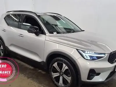 Begagnad Volvo XC40 Ultimate 2023 Silver SUV