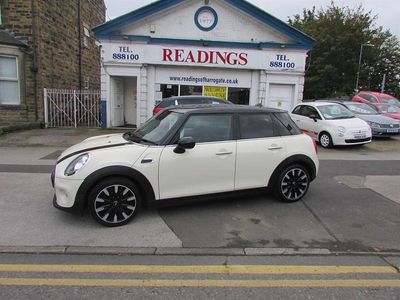 White Used 2014 Mini Cooper Hatch Hatchback | £3,795 (Expensive)