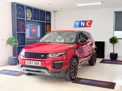 Used Land Rover Range Rover evoque SE 2017 Red