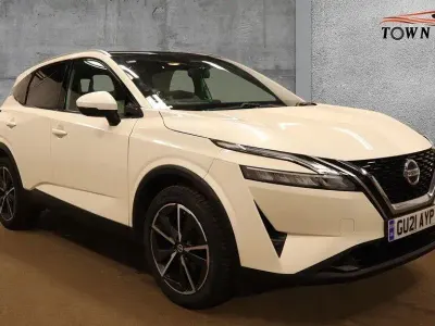 Used Nissan Qashqai Tekna 2021 White SUV