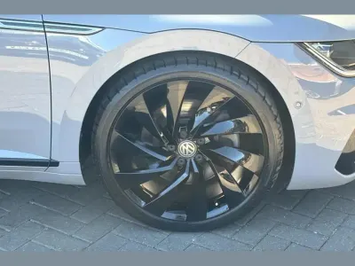 Usado VW Arteon R-line Edition 267 HP (196 kW) 2020 Cinzento Citadino