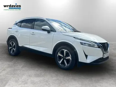 Used Nissan Qashqai N-Connecta 2024 White SUV