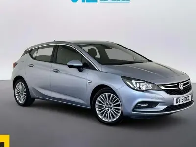 Used Vauxhall Astra Elite 150 HP (110 kW) 2019 Silver Hatchback