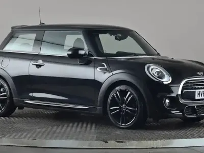 Used Mini Cooper Hatch 136 HP (100 kW) 2021 Hatchback