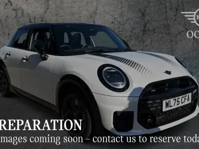 Begagnad Mini Cooper Hatch 113 kW (154 HK) 2026 Vit Halvkombi