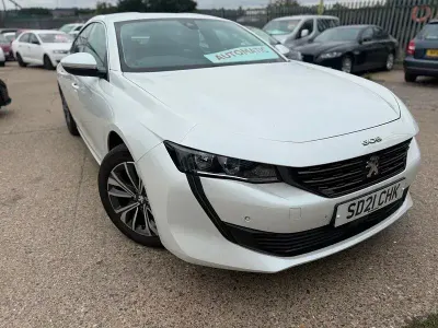 Used Peugeot 508 Allure 130 HP (95 kW) 2021 White Hatchback