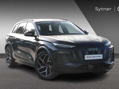 Black Used 2025 Audi Q6 e-tron Advanced SUV | £63,000 (Expensive)