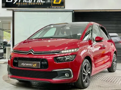 Used Citroën C4 Picasso Flair 2017 Red MPV