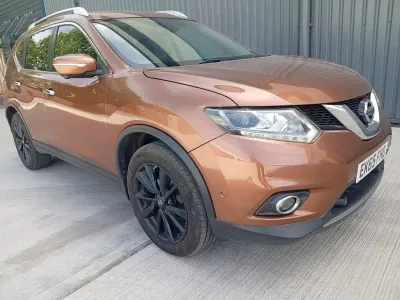 Used Nissan X-Trail Tekna 2015 Orange SUV