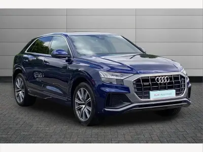 Usado Audi Q8 S-Line 340 CV (250 kW) 2022 Azul SUV