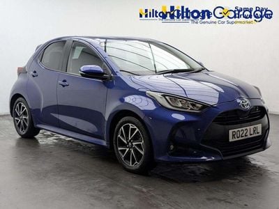 Used Toyota Yaris Hybrid Design 116 HP (85 kW) 2022 Blue Hatchback