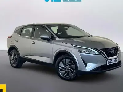 Used Nissan Qashqai Acenta Premium 140 HP (102 kW) 2023 Silver SUV