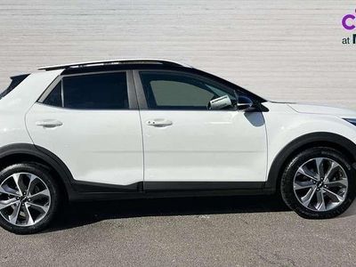 Used Kia Stonic 118 HP (86 kW) 2021 White SUV