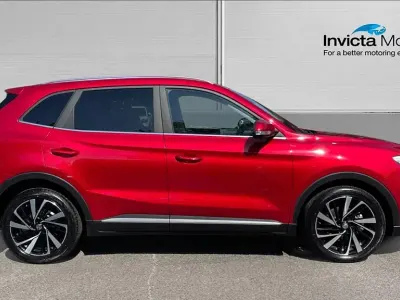 Usado MG ZS Trophy 196 HP (144 kW) 2025 Vermelho SUV