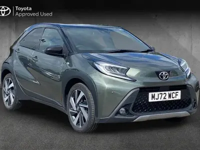 Used Toyota Aygo X 71 HP (52 kW) 2022 Cardamom green with black SUV