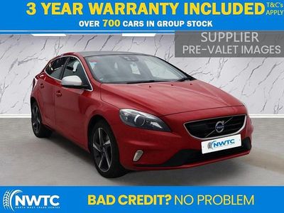 Used Volvo V40 R-Design 150 HP (110 kW) 2016 Red Hatchback