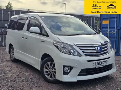 Second-hand Toyota Alphard 2013 Alb Monovolum