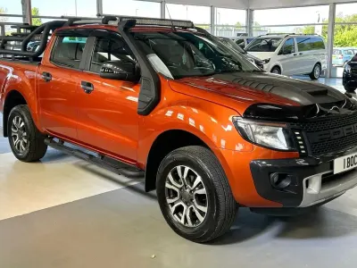 Käytetty Ford Ranger Wildtrack 200 HP (147 kW) 2015 Oranssi Nouto