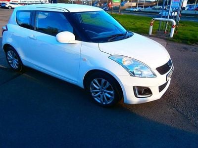 Used Suzuki Swift SZ3 94 HP (69 kW) 2015 White Hatchback