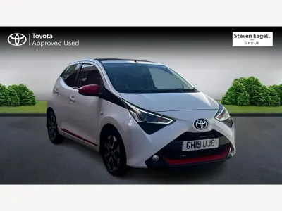 Used Toyota Aygo Trend 72 HP (52 kW) 2019 White Hatchback