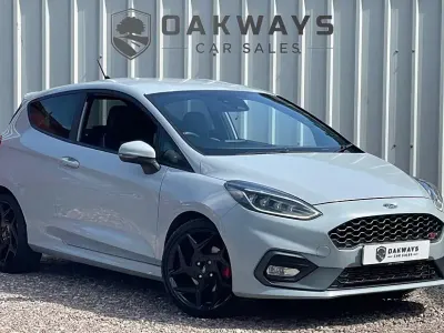 Used Ford Fiesta ST 200 HP (147 kW) 2018 Silver Hatchback