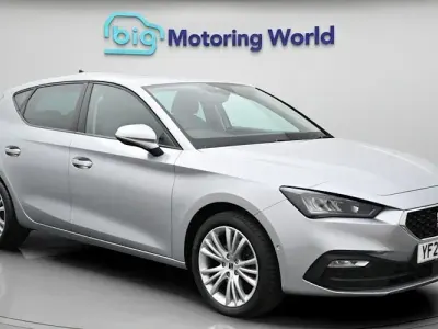 Used Seat Leon SE Dynamic 110 HP (80 kW) 2022 Silver Hatchback