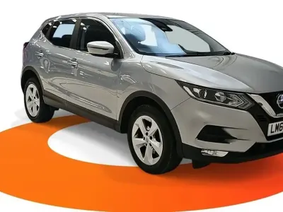 Used Nissan Qashqai Acenta Premium 140 HP (102 kW) 2019 Silver SUV