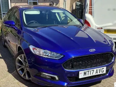 Second-hand Ford Mondeo ST-Line X 180 CP (132 kW) 2017 Albastru Hatchback