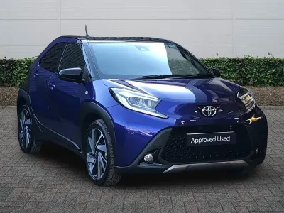 Used Toyota Aygo X 72 HP (52 kW) 2023 Blue SUV