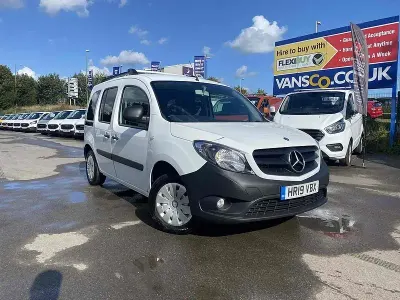 Used Mercedes Citan 109 94 HP (69 kW) 2019 White MPV