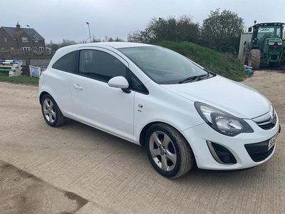 Used Vauxhall Corsa 2012 White Hatchback
