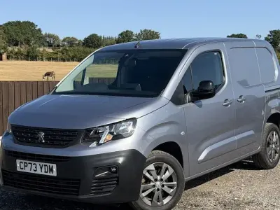 Used Peugeot Partner Premium 102 HP (75 kW) 2023 MPV