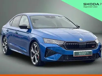 Used Skoda Octavia vRS 265 HP (194 kW) 2025 Blue Hatchback