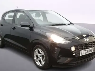 Used Hyundai i10 SE 67 HP (49 kW) 2023 Black Hatchback